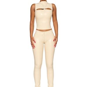 Cream CouCoo Aviles Set